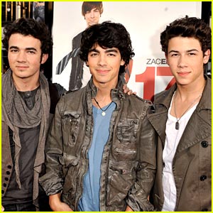 Jonas brothers celebrites